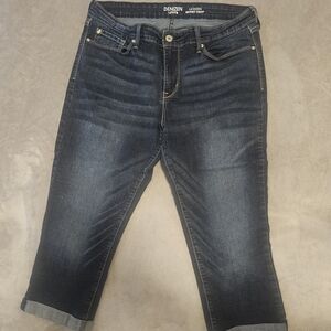 Denizen from Levi's Women's Deep Indigo Cropped Jeans